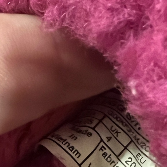 UGG Kids Pink Fluffy Slippers - Picture 4 of 5